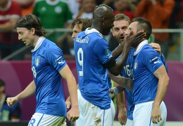 Niềm vui của các tuyển thủ Italia.